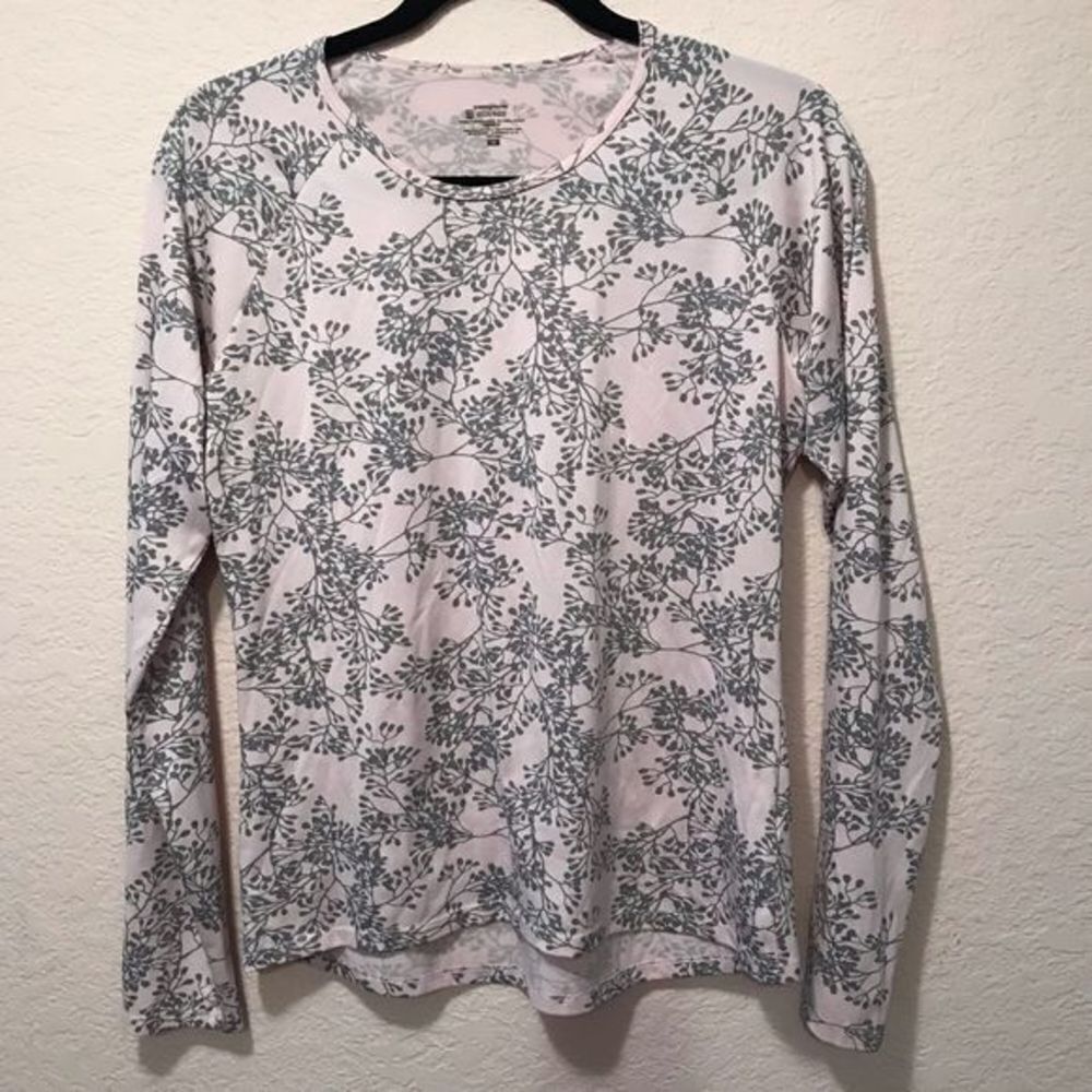 NWOT. Patagonia Floral Top. Medium Size. - image 4